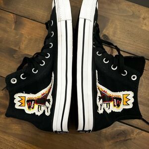 Converse Chuck Taylor All Star
Basquiat Pez Dispenser Dinosaur Unworn